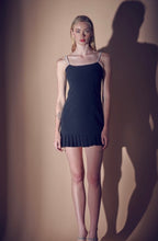 Load image into Gallery viewer, L little black dress