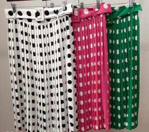 O polka dots pleated skirt