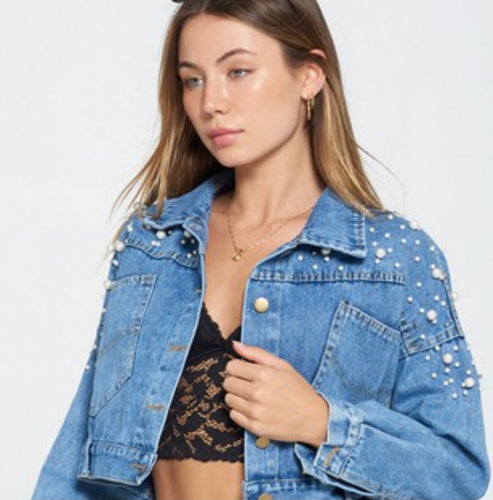 Jeans jacket with pearls details
