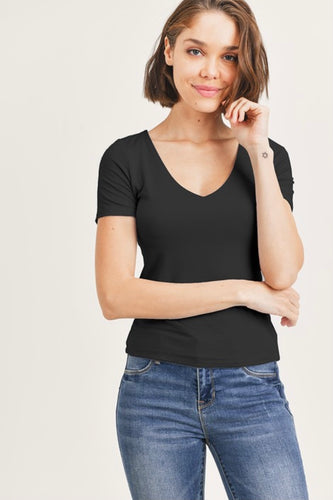 W dbl layered v- neck short sleeve top