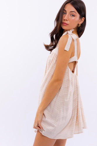 Le sleeveless Ivory mini dress