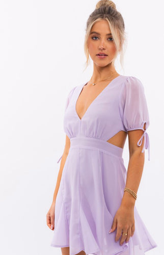 Le short sleeve cut out chiffon dress