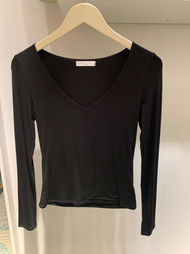 W v - neck dbl layered top