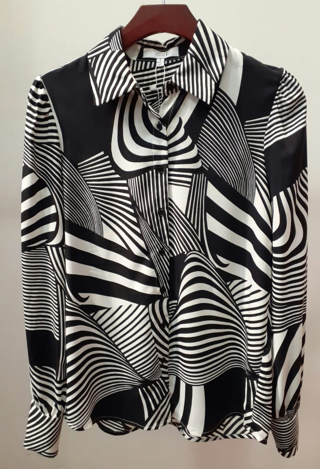 O blk/wht abstract shirt