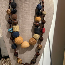 Load image into Gallery viewer, C artisans necklace