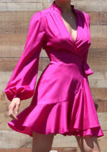Load image into Gallery viewer, Wrap dress magenta