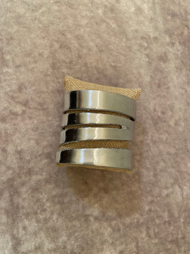 Vestopazzo aluminum cuff